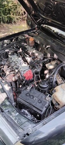 Opel Vectra 1991, 300,000 km - 2.0 л - Zaqatala