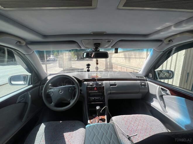 Mercedes E 220 1999, 501,200 km - 2.2 л - Bakı