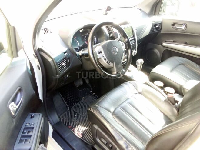 Nissan X-Trail 2014, 164,383 km - 2.5 l - Bakı