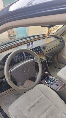 Mercedes C 220 1995, 650,000 km - 2.2 л - Şəmkir