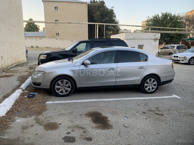 Volkswagen Passat 2005, 360,000 km - 2.0 l - Bakı