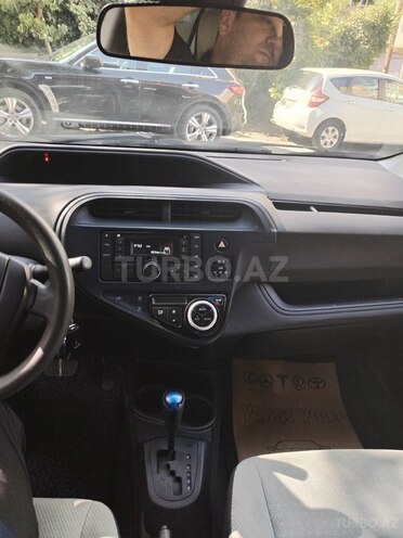 Toyota Aqua 2017, 80,000 km - 1.5 l - Bakı