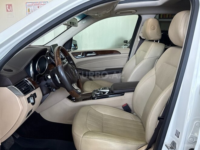Mercedes GLS 450 4MATIC 2017, 174,000 km - 3.0 л - Bakı