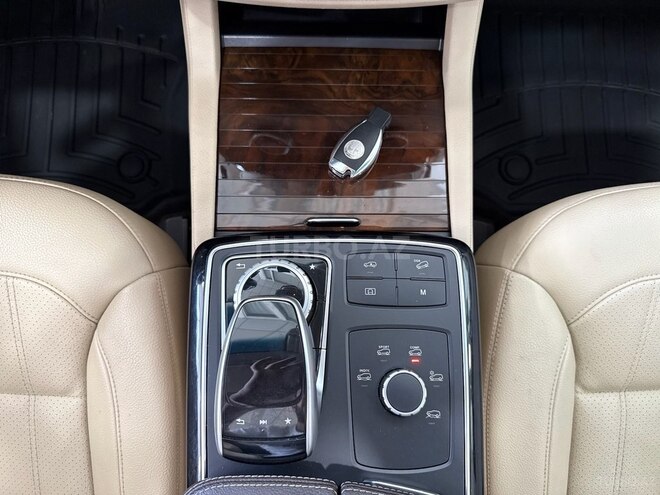 Mercedes GLS 450 4MATIC 2017, 174,000 km - 3.0 л - Bakı