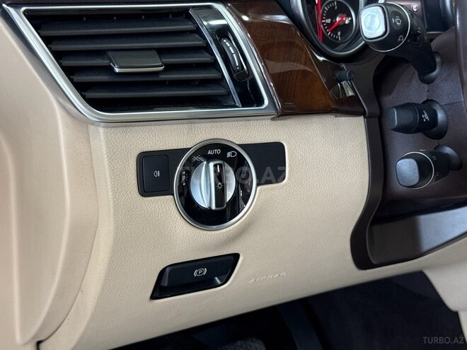 Mercedes GLS 450 4MATIC 2017, 174,000 km - 3.0 л - Bakı