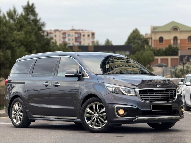 Kia Carnival 2016, 200,000 km - 2.2 l - Bakı