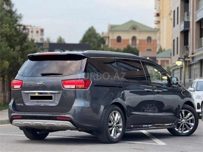 Kia Carnival 2016, 200,000 km - 2.2 l - Bakı