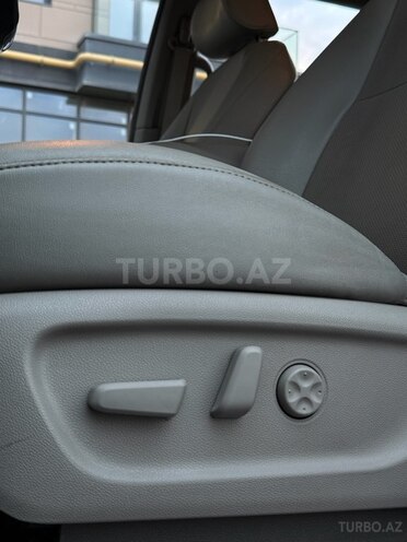 Kia Carnival 2016, 200,000 km - 2.2 l - Bakı