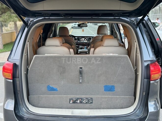 Kia Carnival 2016, 200,000 km - 2.2 l - Bakı