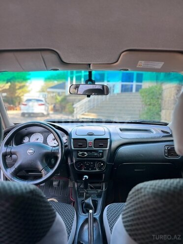 Nissan Sunny 2005, 240,000 km - 1.3 л - Bakı