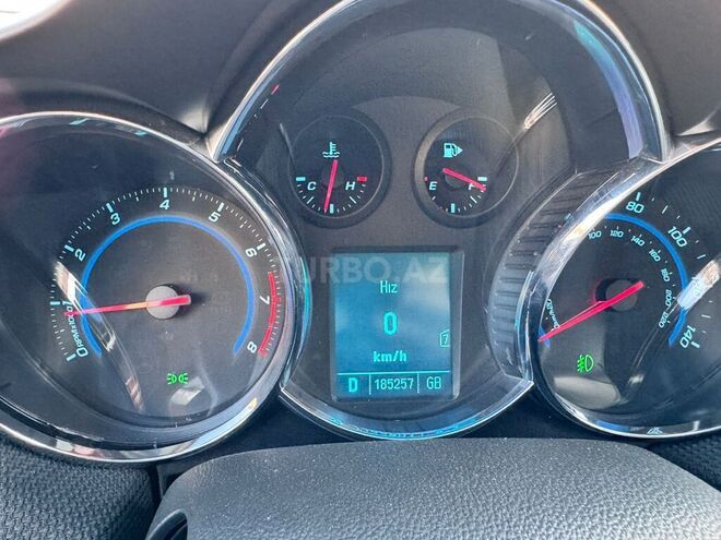 Chevrolet Cruze 2011, 185,000 km - 1.4 л - Bakı