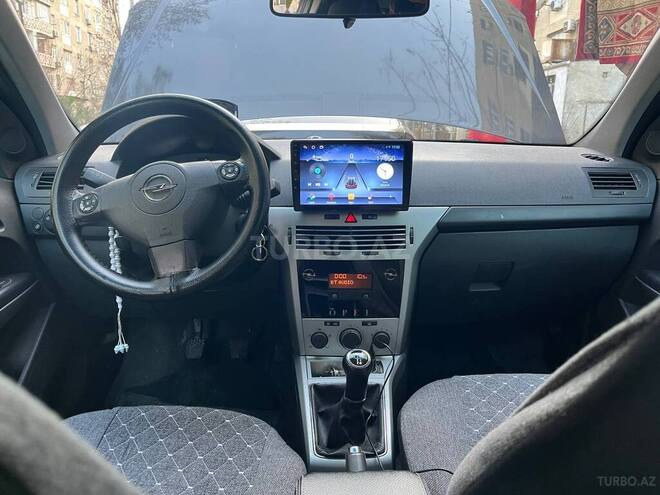 Opel Astra 2009, 311,000 km - 1.4 l - Bakı