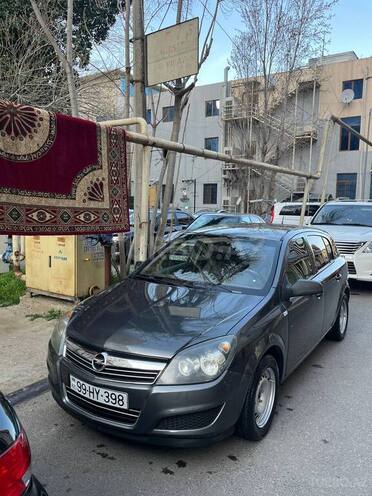 Opel Astra 2009, 311,000 km - 1.4 l - Bakı
