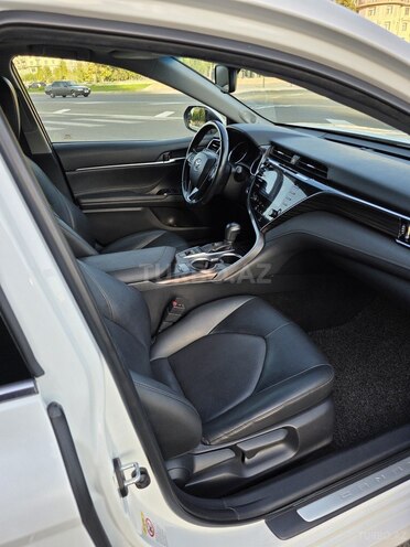 Toyota Camry 2018, 131,306 km - 2.5 л - Bakı