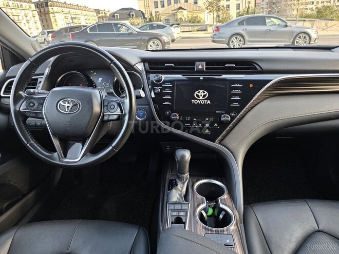 Toyota Camry 2018, 131,306 km - 2.5 л - Bakı