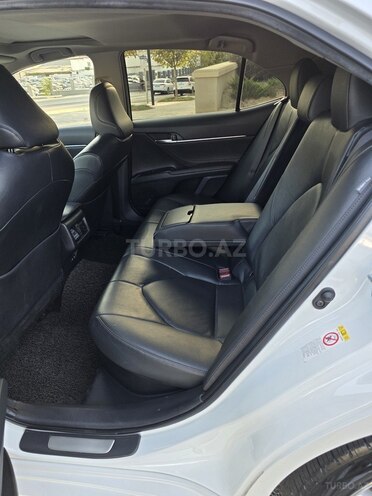 Toyota Camry 2018, 131,306 km - 2.5 л - Bakı