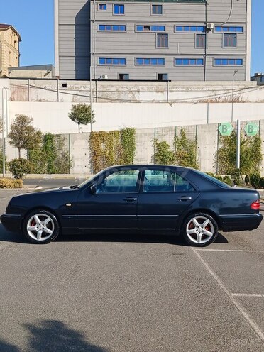 Mercedes E 280 1998, 458,432 km - 2.8 l - Bakı