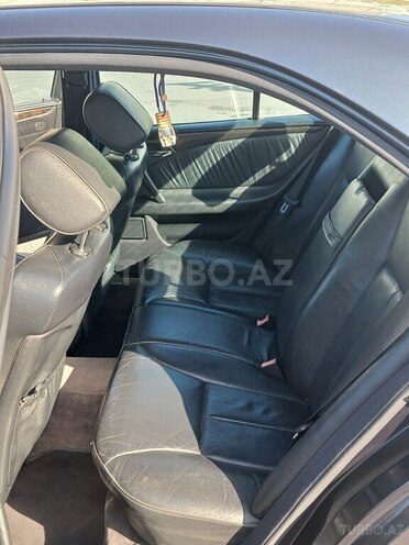 Mercedes E 280 1998, 458,432 km - 2.8 l - Bakı