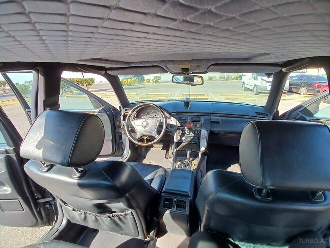 Mercedes E 280 1998, 458,432 km - 2.8 l - Bakı