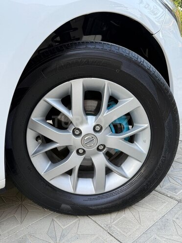 Nissan Sunny 2016, 135,360 km - 1.5 l - Bakı
