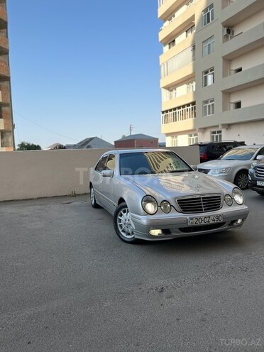 Mercedes E 240 2000, 330,000 km - 2.6 l - Gəncə