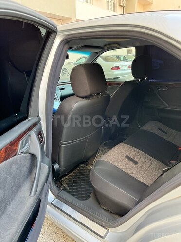 Mercedes E 240 2000, 330,000 km - 2.6 l - Gəncə