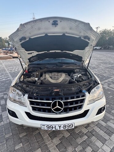 Mercedes ML 350 4MATIC 2009, 300,000 km - 3.5 l - Bakı