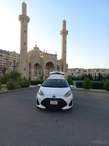 Toyota Aqua 2019, 81,490 km - 1.5 л - Bakı