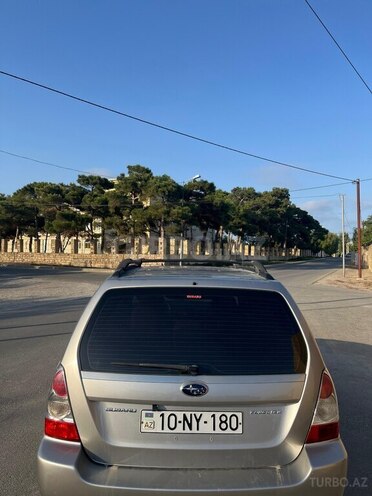 Subaru Forester 2005, 299,251 km - 2.5 л - Bakı