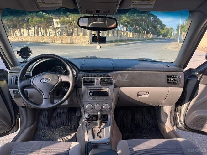 Subaru Forester 2005, 299,251 km - 2.5 л - Bakı
