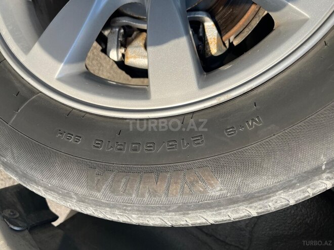 Subaru Forester 2005, 299,251 km - 2.5 л - Bakı