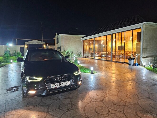 Audi A4 2013, 125,000 km - 2.0 l - Bakı