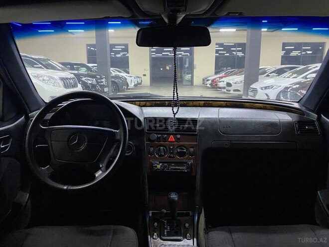 Mercedes C 220 1998, 358,000 km - 2.2 l - Bakı