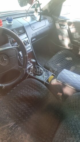 Mercedes C 200 1995, 167,164 km - 2.0 л - Ağdam