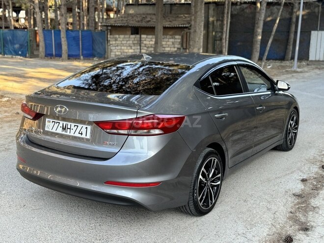 Hyundai Avante 2015, 185,000 km - 1.6 л - Bakı