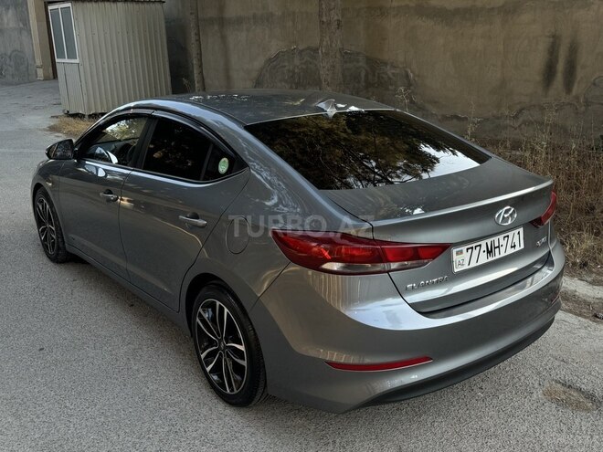Hyundai Avante 2015, 185,000 km - 1.6 л - Bakı