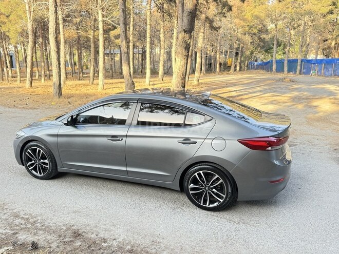 Hyundai Avante 2015, 185,000 km - 1.6 л - Bakı