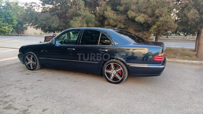 Mercedes E 270 2001, 396,460 km - 2.7 l - Şirvan