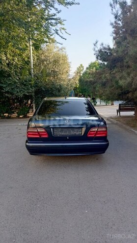 Mercedes E 270 2001, 396,460 km - 2.7 l - Şirvan