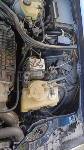 Mercedes E 270 2001, 396,460 km - 2.7 l - Şirvan