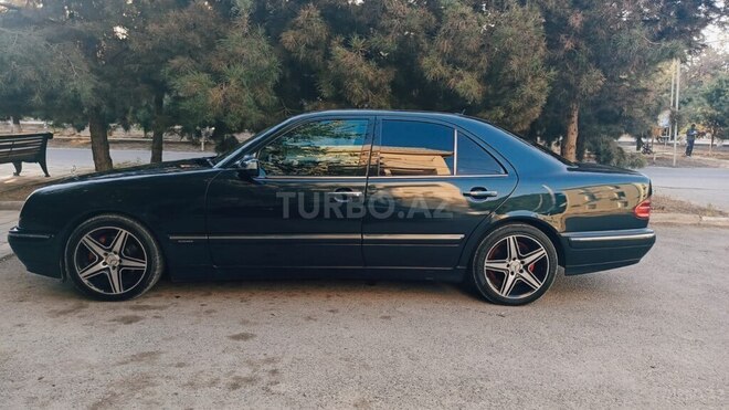 Mercedes E 270 2001, 396,460 km - 2.7 l - Şirvan