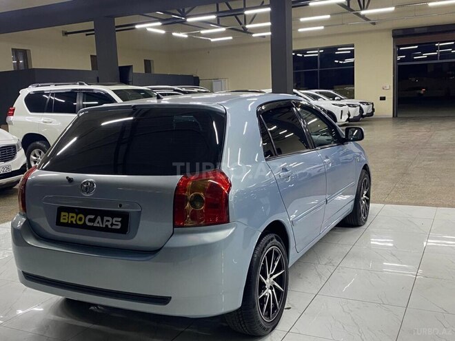 Toyota Corolla 2006, 267,000 km - 1.4 l - Bakı