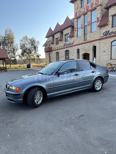 BMW 318 2000, 360,000 km - 1.9 l - Yevlax