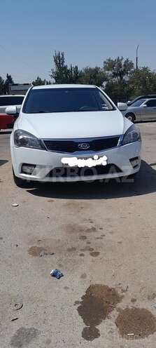Kia Ceed 2011, 240,000 km - 1.4 l - Sumqayıt