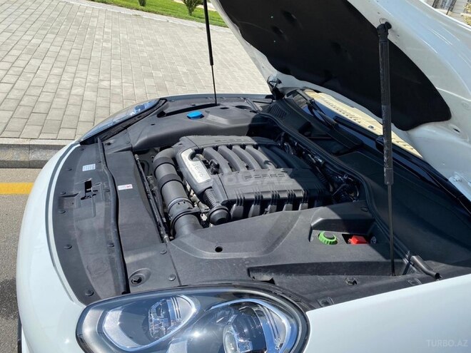 Porsche Cayenne 2017, 23,000 km - 3.6 l - Bakı
