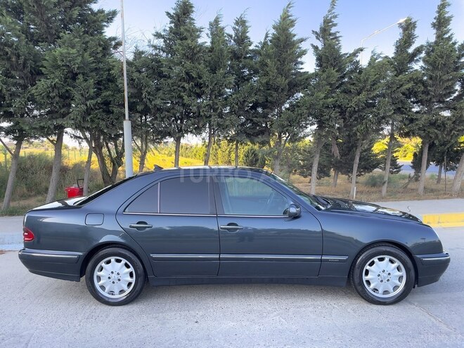 Mercedes E 220 1999, 280,000 km - 2.2 l - Bakı