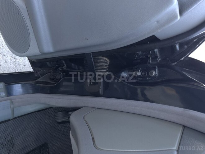 Mercedes E 220 1999, 280,000 km - 2.2 l - Bakı