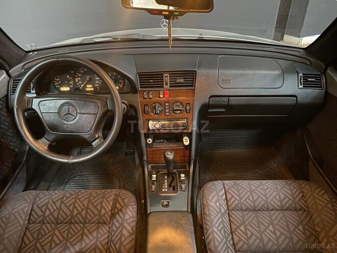 Mercedes C 180 1996, 288,000 km - 1.8 л - Bakı