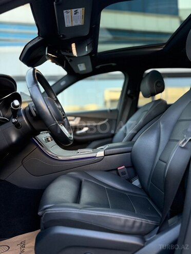 Mercedes GLC 300 4MATIC 2019, 53,000 km - 2.0 l - Bakı