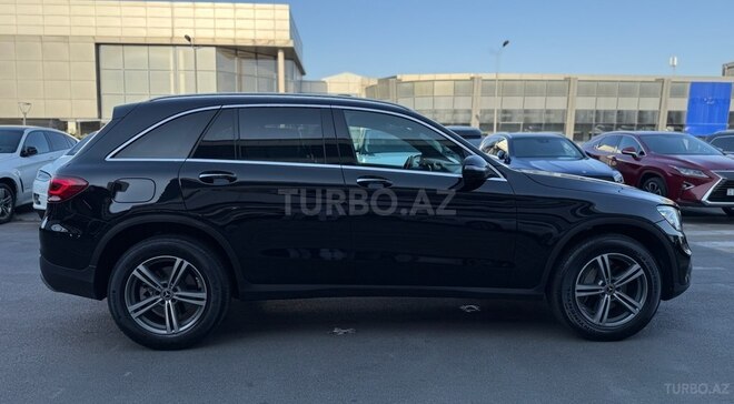 Mercedes GLC 300 4MATIC 2019, 53,000 km - 2.0 l - Bakı